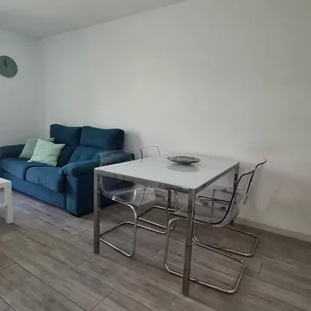 Playamar-apto Soleado Piscina Y Playa Lägenhet *