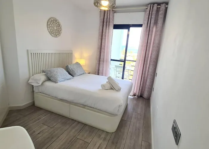 Apartment Playamar-apto Soleado Piscina Y Playa